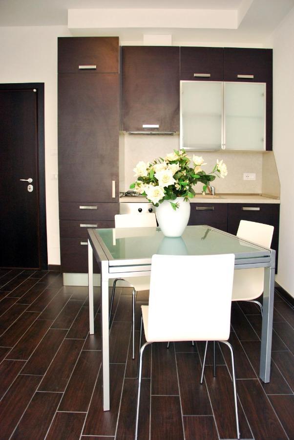 Casa Vacanze Aurora Centro Rimini Buitenkant foto