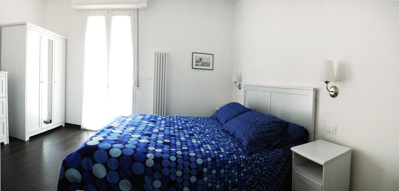 Casa Vacanze Aurora Centro Rimini Buitenkant foto