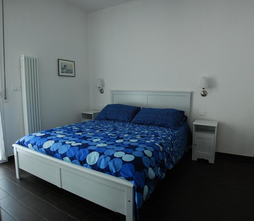Casa Vacanze Aurora Centro Rimini Kamer foto