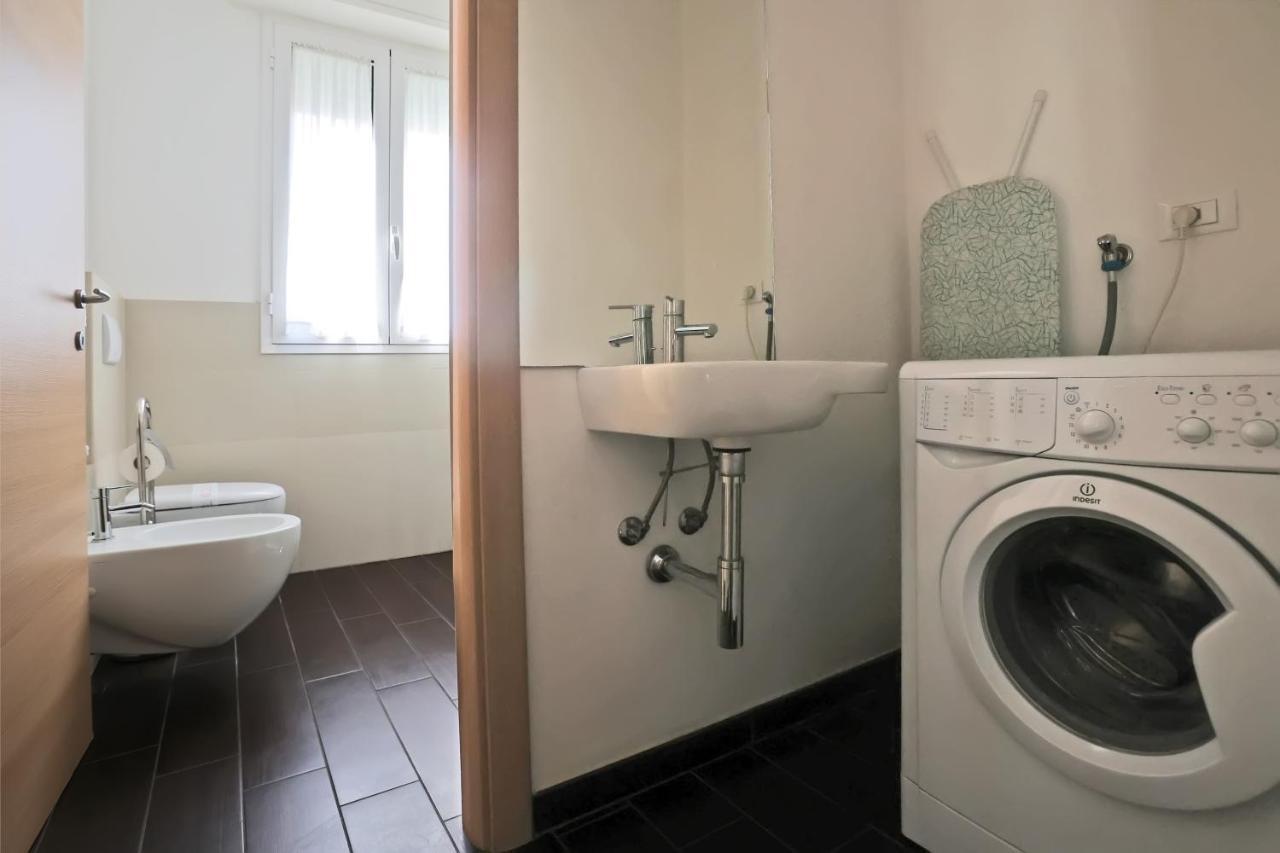 Casa Vacanze Aurora Centro Rimini Buitenkant foto