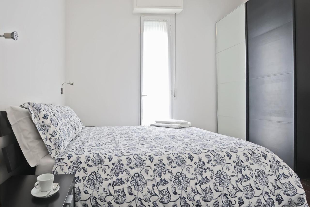 Casa Vacanze Aurora Centro Rimini Buitenkant foto