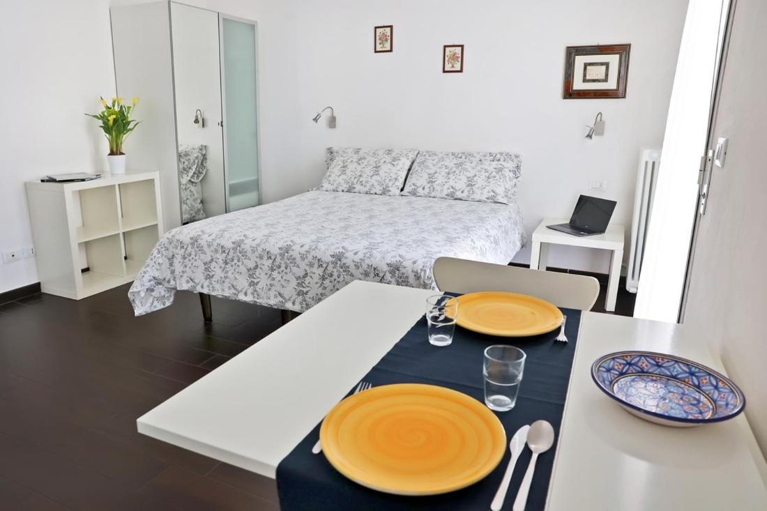 Casa Vacanze Aurora Centro Rimini Buitenkant foto