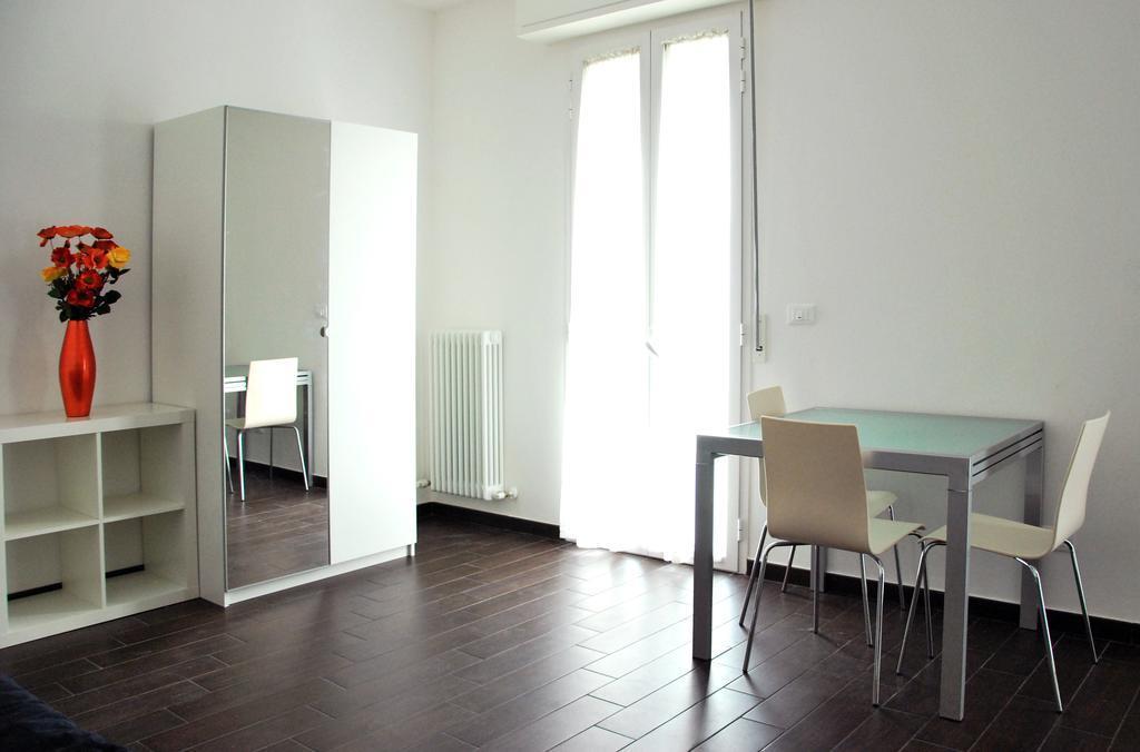 Casa Vacanze Aurora Centro Rimini Kamer foto